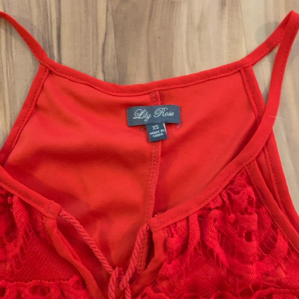 Red Top, Size Extra Small. - Picture 2 of 4